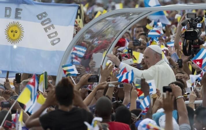 Cuba: Pope Francis celebrates Mass before thousands